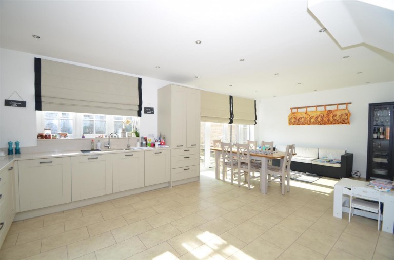 Images for Monarch Way, Ely