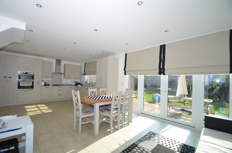 Images for Monarch Way, Ely