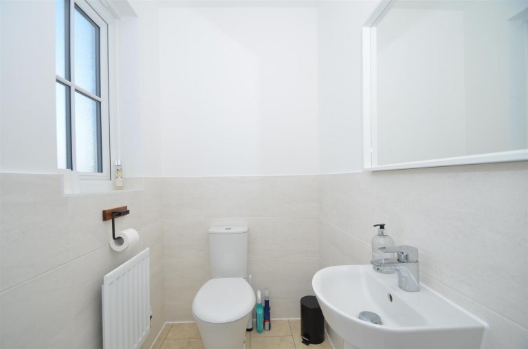 Images for Monarch Way, Ely