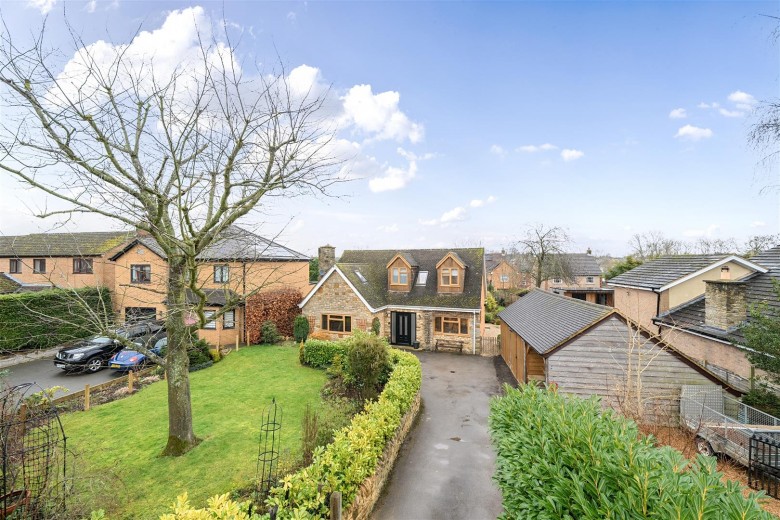 Click the photo for more details of Murswell Lane, Silverstone, NN12