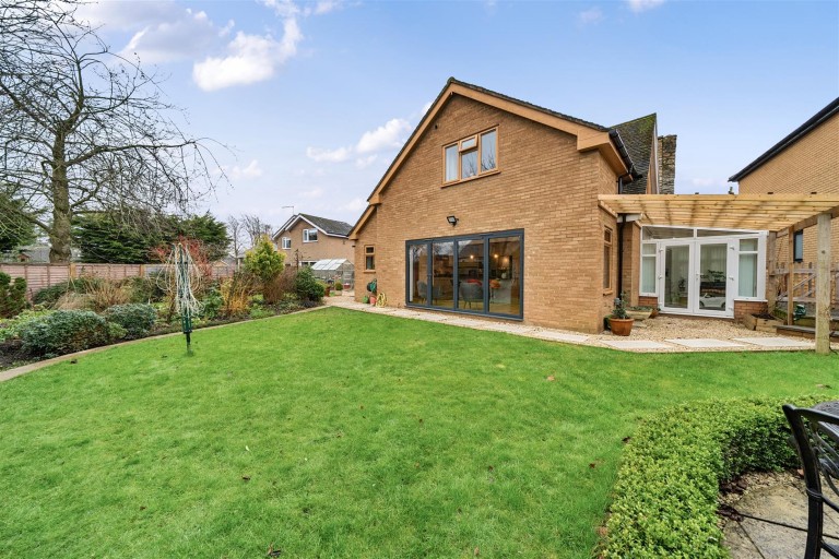 Images for Murswell Lane, Silverstone, NN12