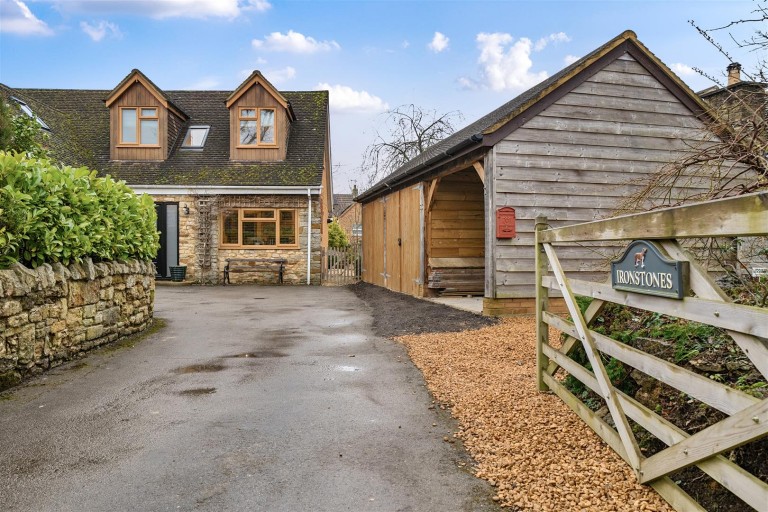 Images for Murswell Lane, Silverstone, NN12