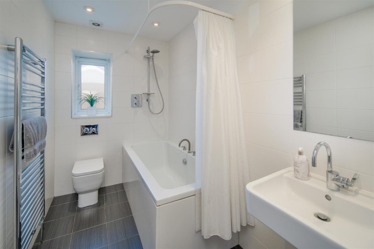 Images for Rush Close, Shanklin