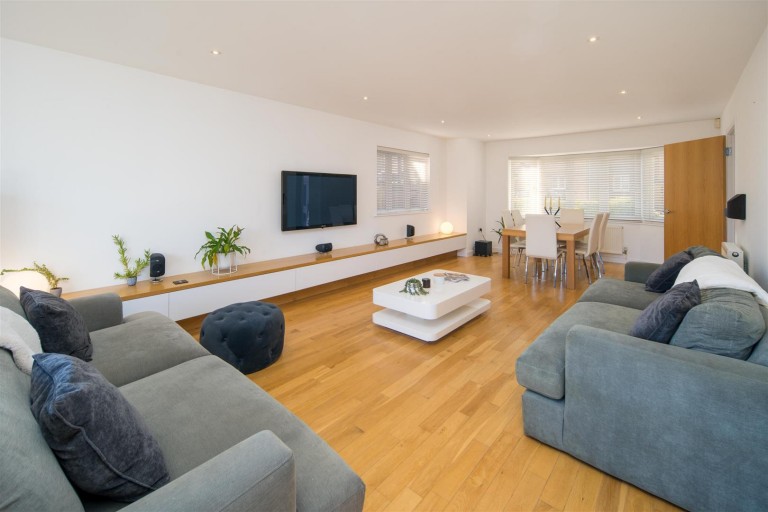 Images for Rush Close, Shanklin