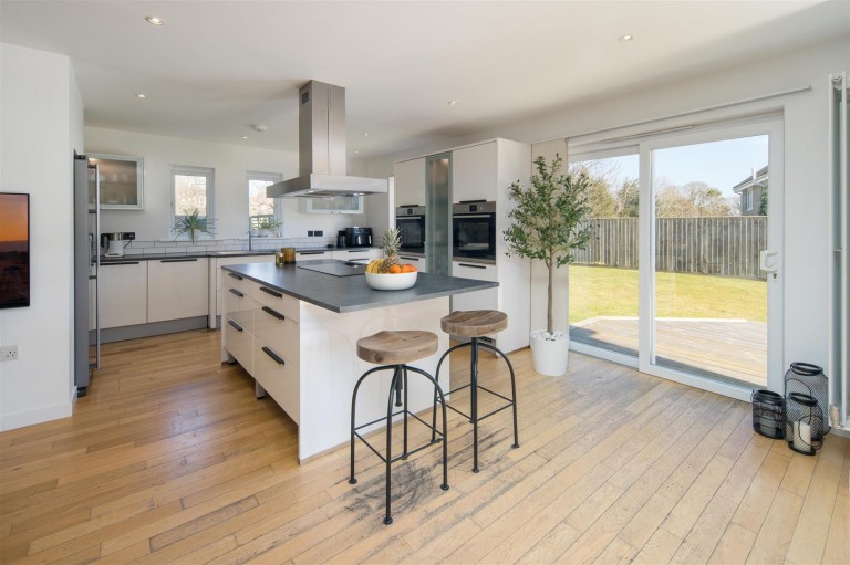 Images for Rush Close, Shanklin