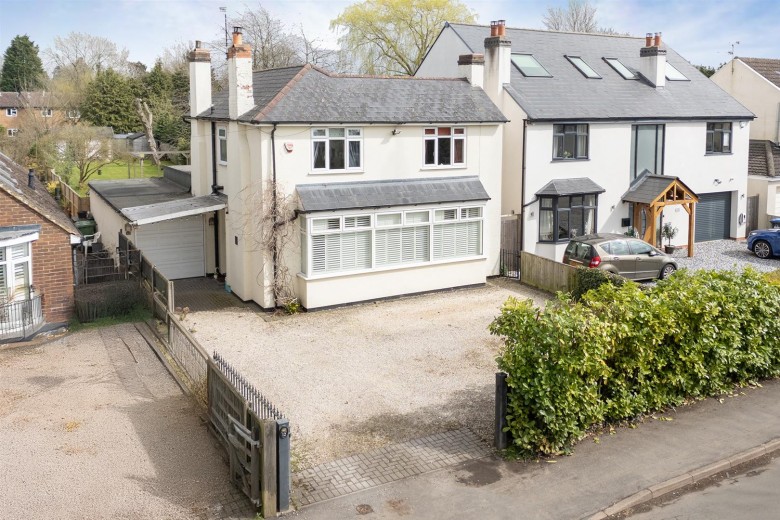 Click the photo for more details of Cawston Lane, Dunchurch, Rugby, CV22