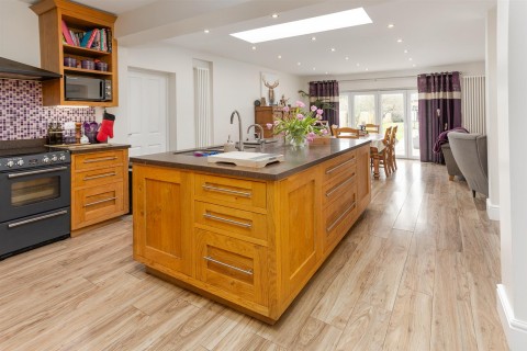 Click the photo for more details of Cawston Lane, Dunchurch, Rugby, CV22