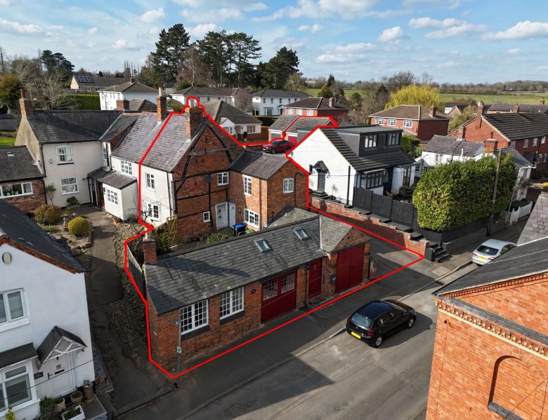 Click the photo for more details of 2 bedroom cottage & 1 bedroom annexe - High Street, Great Glen, Leicestershire