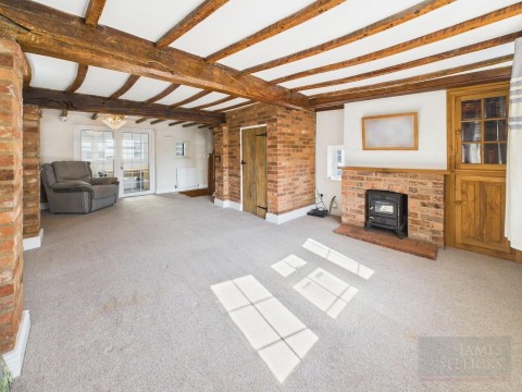 Click the photo for more details of 2 bedroom cottage & 1 bedroom annexe - High Street, Great Glen, Leicestershire
