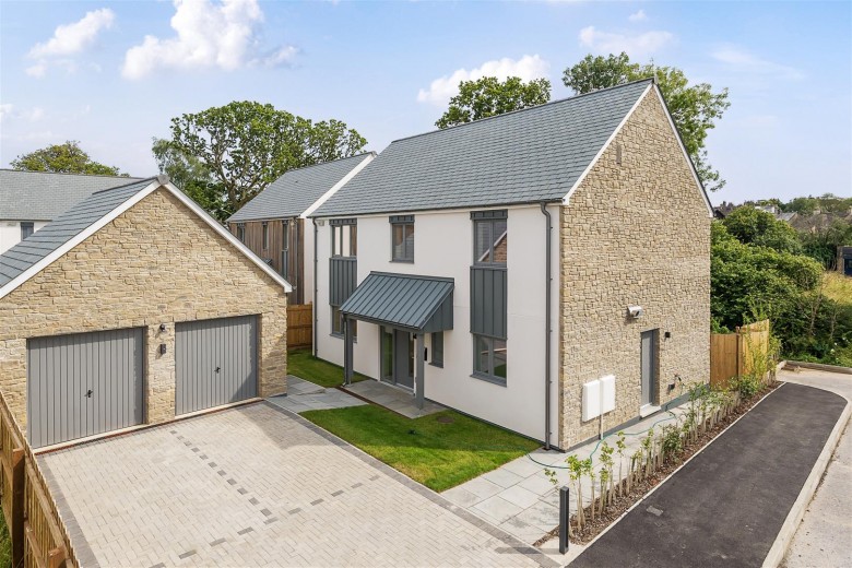 Click the photo for more details of Ipplepen, Devon