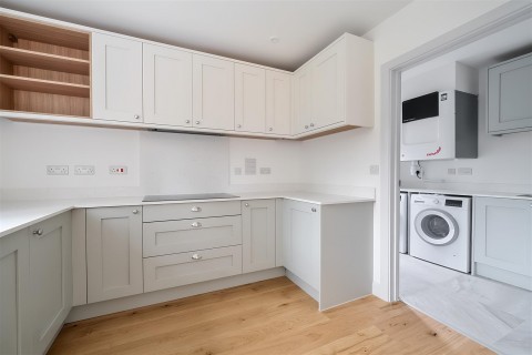Click the photo for more details of Ipplepen, Devon