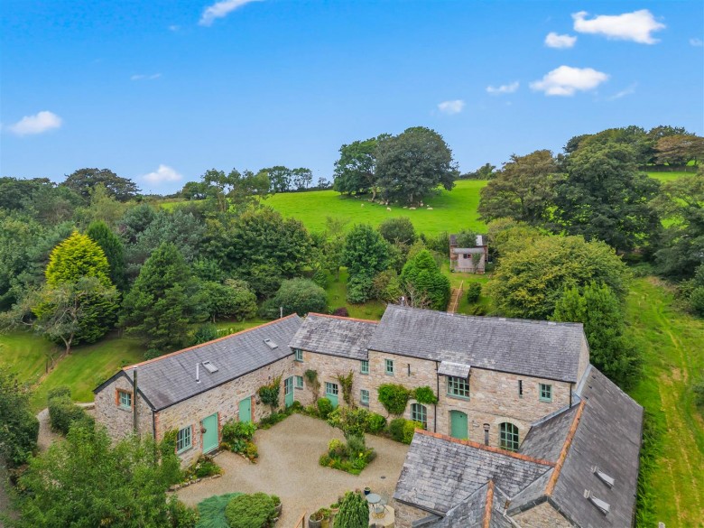 Click the photo for more details of Draynes, St Neot, Liskeard
