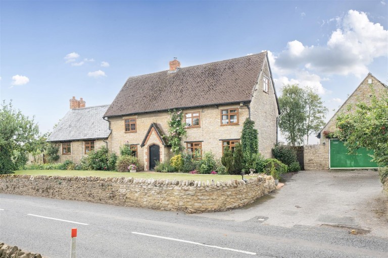 Images for Tathall End, Hanslope, MK19 7NF