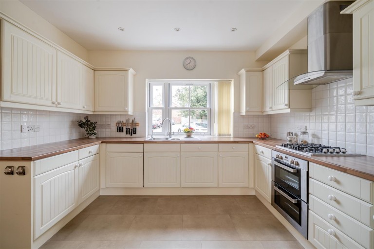 Images for New Zealand Farm Close, Bridport