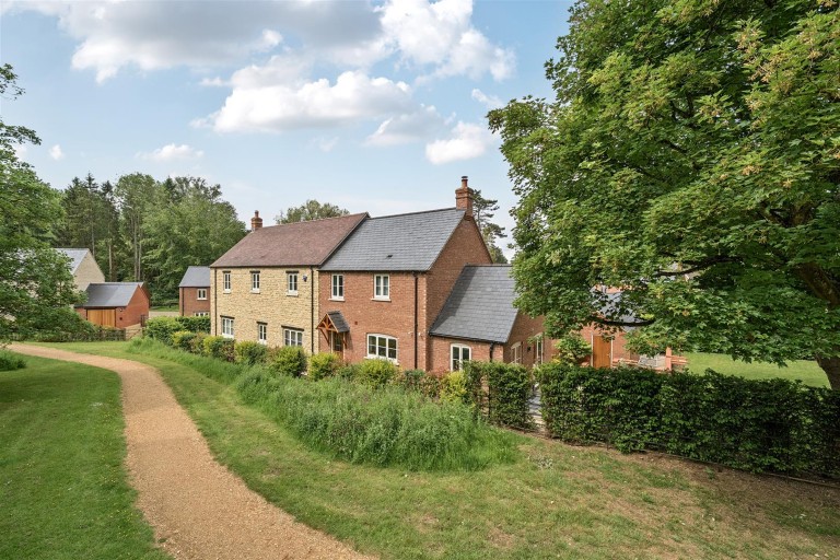 Images for Earls Farm Way, Towcester, NN12
