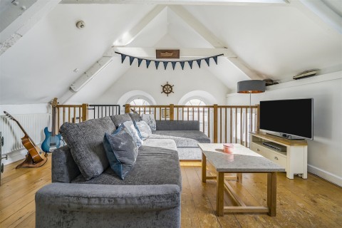Click the photo for more details of Cross Street, Penzance