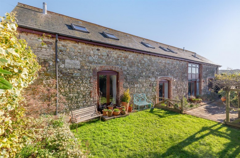 Click the photo for more details of Carisbrooke, Isle of Wight