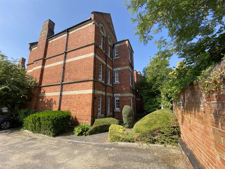 Images for Jellalabad Court, The Mount, Taunton