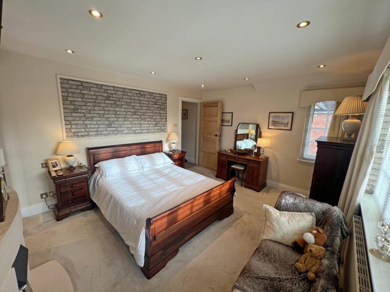 Images for Chapel Lane, Knighton, Leicester