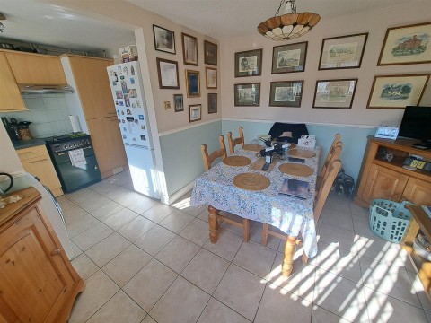 Click the photo for more details of Hammerstone Lane, Danesfield, Northampton, NN4