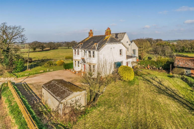 Click the photo for more details of Woodbury Salterton, Exeter