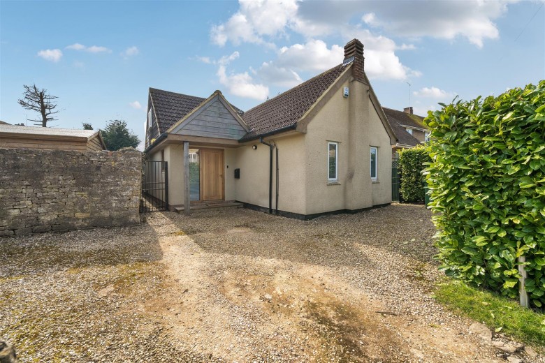 Click the photo for more details of High Street, Paulerspury, NN12