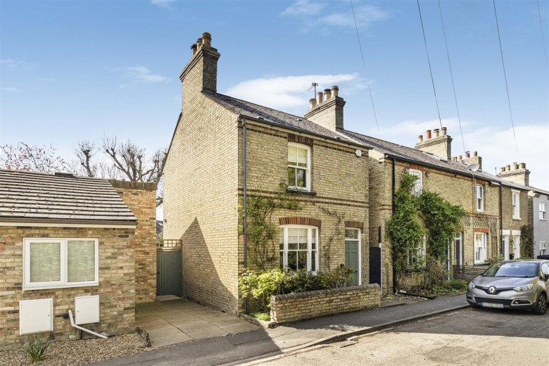 Click the photo for more details of Burnside, Cambridge