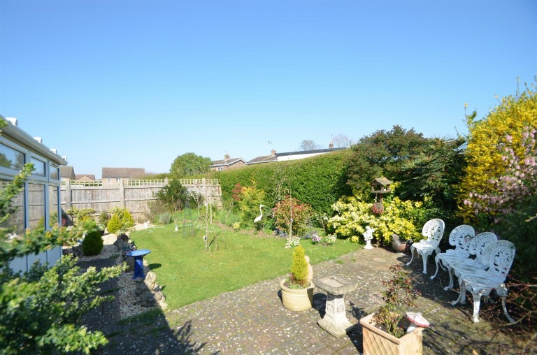 Images for Canterbury Avenue, Ely