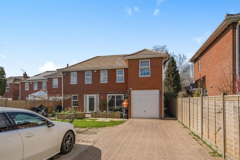 Click the photo for more details of Pallett Drive, Nuneaton, CV11