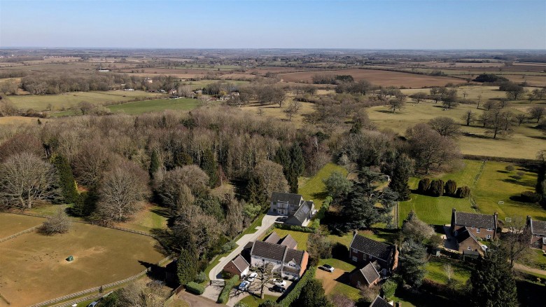 Click the photo for more details of Park Close, Whittlebury, NN12