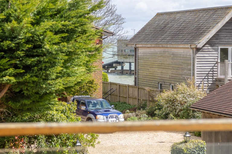 Images for Beach House Lane, Bembridge