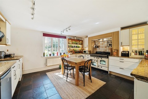 Click the photo for more details of Budlake, Exeter