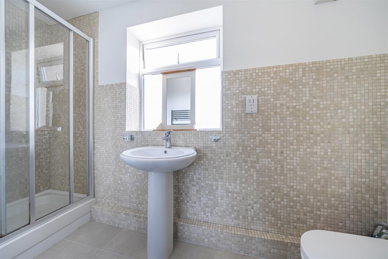 Images for Donisthorpe Lane, Moira, DE12