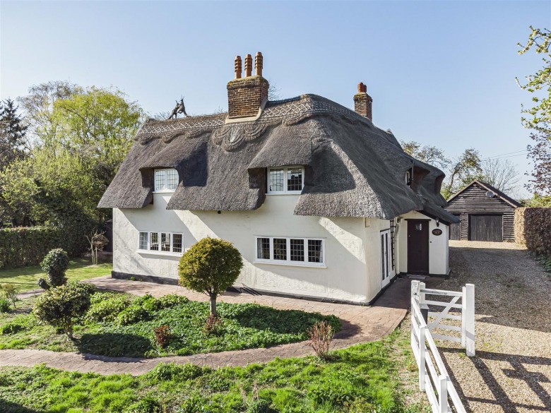 Click the photo for more details of Burton End, West Wickham