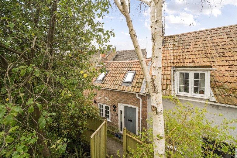 Click the photo for more details of Greenings Court, High East Street, Dorchester