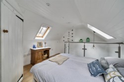 Images for Greenings Court, High East Street, Dorchester