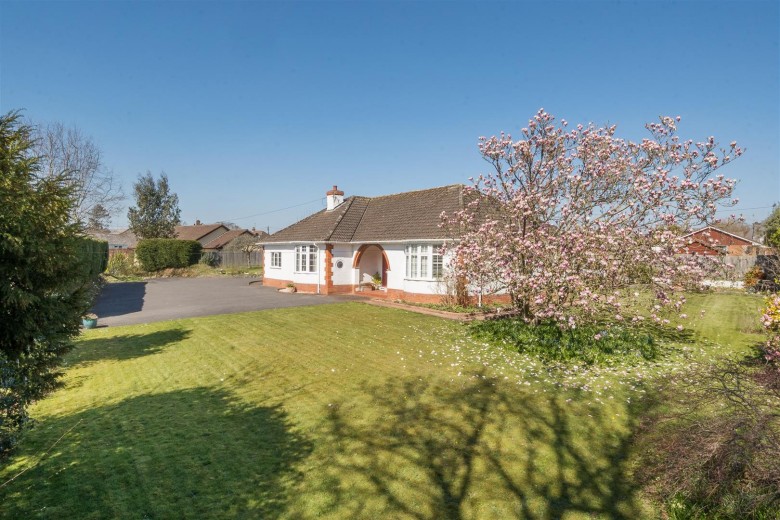 Click the photo for more details of Post Hill, Tiverton