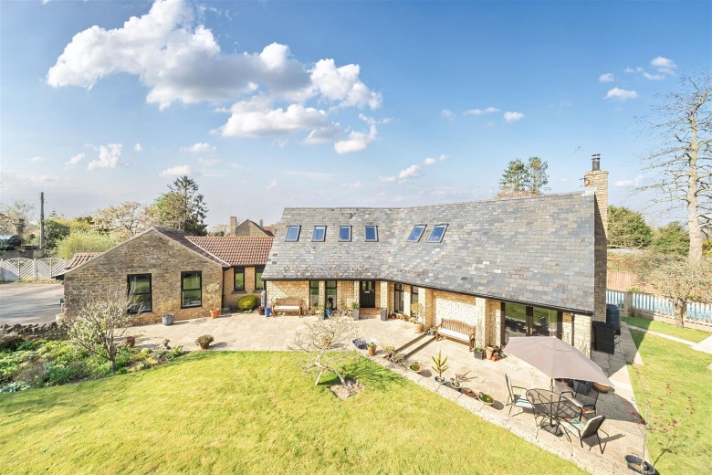 Click the photo for more details of Scotts Lane, East Lambrook, South Petherton