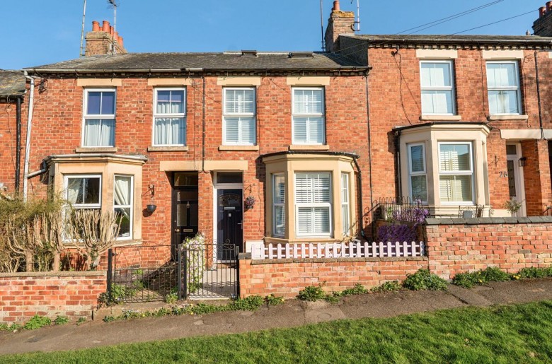 Click the photo for more details of The Banks, Long Buckby, Northampton, NN6