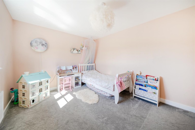 Images for Paddock View, Old Stratford, MK19