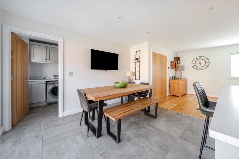 Images for Paddock View, Old Stratford, MK19