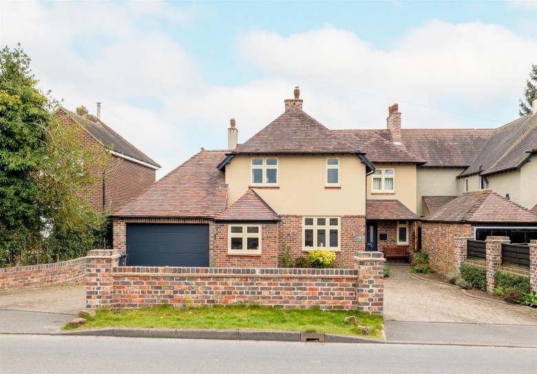 Click the photo for more details of Upper Packington Road, Ashby-De-La-Zouch, LE65