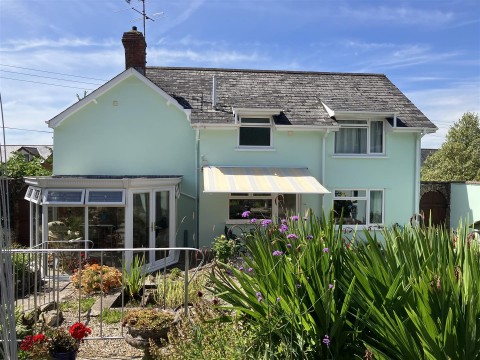 Click the photo for more details of Sampford Moor, Wellington