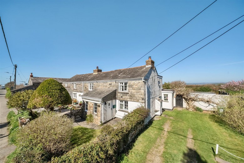 Click the photo for more details of Burlawn, Wadebridge