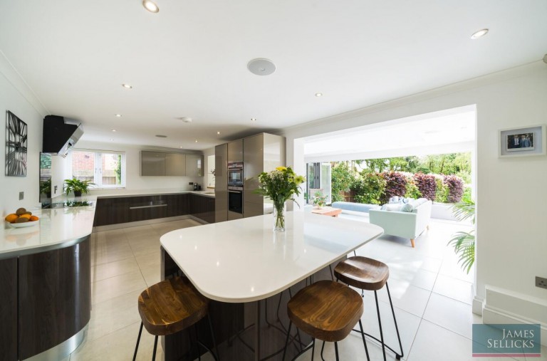 Images for The Woodlands, Market Harborough