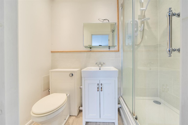 Images for Hillside Avenue, Silverstone, NN12