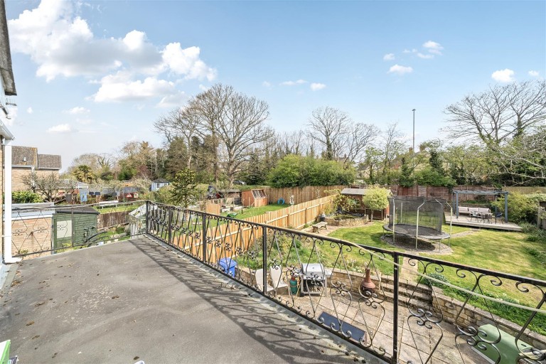 Images for Hillside Avenue, Silverstone, NN12