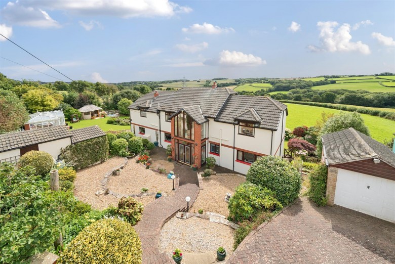 Click the photo for more details of Eastacombe, Tawstock, Barnstaple