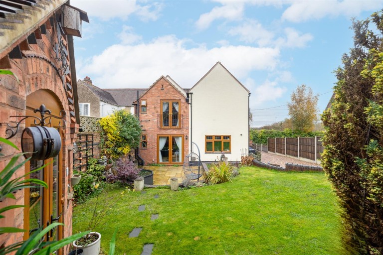 Images for Tamworth Road, Amington, B77