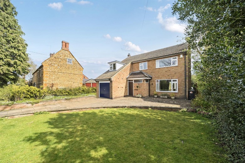 Click the photo for more details of Kilsby Road, Barby, Rugby, CV23